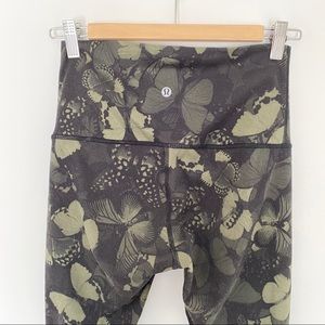 Lululemon Hi-Rise Wunder Under *Full-OnLuon